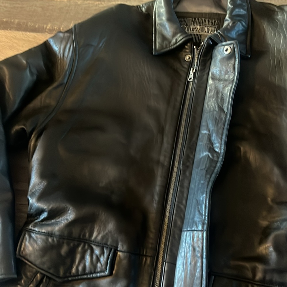 Men’s Leather Jacket - Picture 6 of 11
